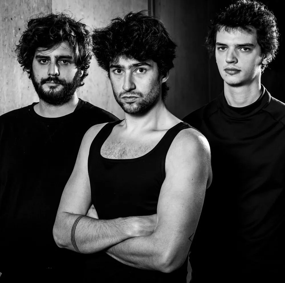 BULLDOZER AND THE MACHINE GUNS