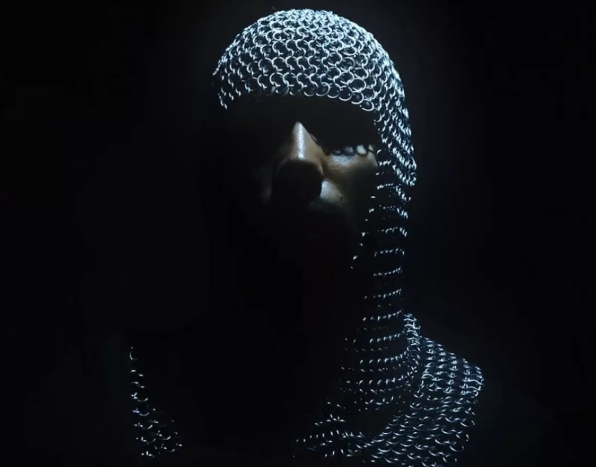 HIDE